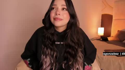 has_gonzalezz online show from 06/11/26, 04:32