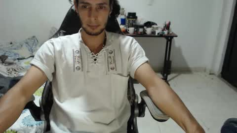 Snapshot of hasani_savala chatting on 09/16/25, 06:36 Hasani online show from 09/16/25, 06:36