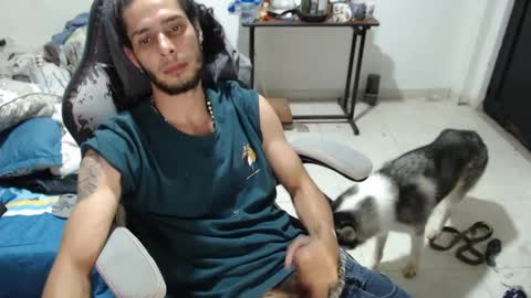 Snapshot of hasani_savala chatting on 10/07/25, 06:43 Hasani online show from 10/07/25, 06:43