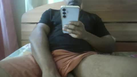 Snapshot of hash9312 chatting on 02/02/25, 07:41 Luwi online show from 02/02/25, 07:41