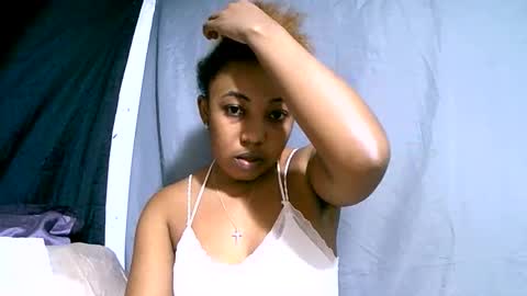 hasimina09 online show from 10/03/25, 01:30