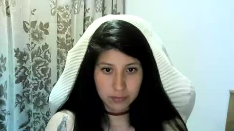 lady online show from 01/05/25, 04:47