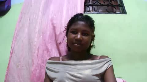Snapshot of hasleyinah chatting on 01/05/26, 05:27 hasleyinah online show from 01/05/26, 05:27