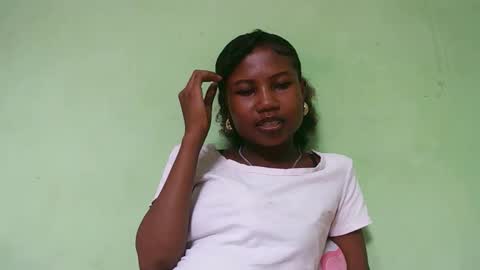Snapshot of hasleyinah chatting on 03/09/26, 11:14 hasleyinah online show from 03/09/26, 11:14