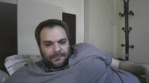 hassansalah30 online show from 01/31/25, 11:24