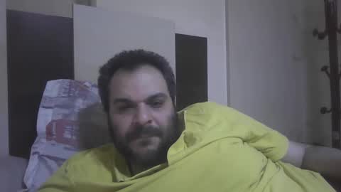 hassansalah30 online show from 02/13/25, 11:26