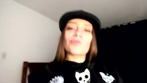Nicole Dior online show from 06/25/26, 05:07