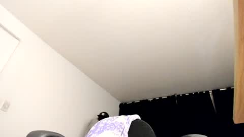 Nicole Dior online show from 07/01/26, 05:09