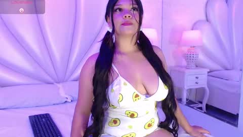 hatsajones online show from 09/26/25, 04:05