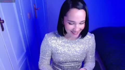 petunia  online show from 12/24/24, 01:17
