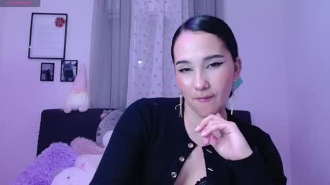 petunia  online show from 01/10/25, 01:52