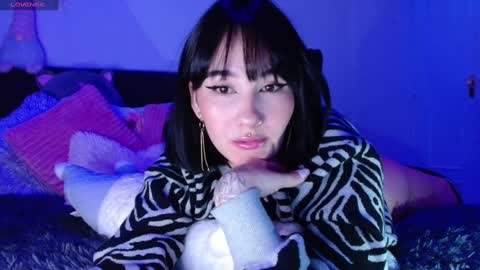 petunia  online show from 01/21/25, 09:25