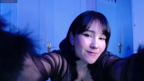 petunia  online show from 01/25/25, 05:07