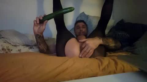 Snapshot of havefunn17 chatting on 10/29/25, 02:58 havefunn online show from 10/29/25, 02:58