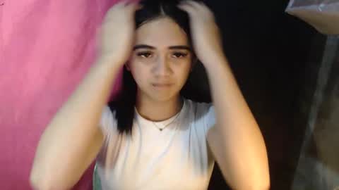 Snapshot of hawadiha chatting on 04/04/26, 04:48 LIX online show from 04/04/26, 04:48