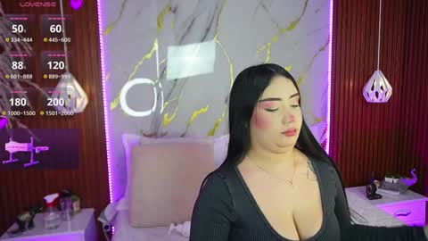 Snapshot of hay1_ chatting on 12/14/24, 03:07 haylie  See you tonight at 8pm Colombia time online show from 12/14/24, 03:07