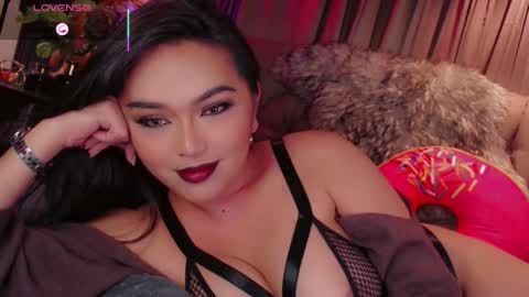 Snapshot of hay_fa chatting on 10/31/25, 07:09 HAYFA online show from 10/31/25, 07:09