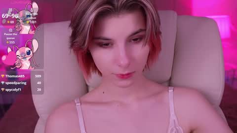 Snapshot of haylaamber chatting on 02/16/25, 01:16 haylaamber online show from 02/16/25, 01:16