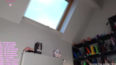 Snapshot of hayleex chatting on 11/18/25, 08:41 Haylee online show from 11/18/25, 08:41