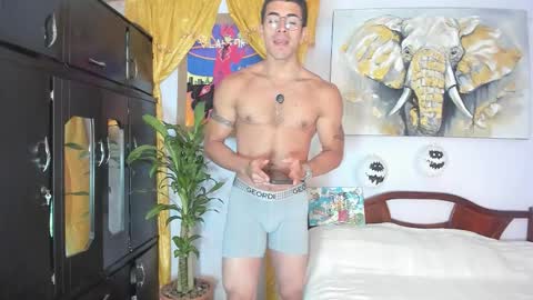 hazbinstudio online show from 11/03/25, 02:35