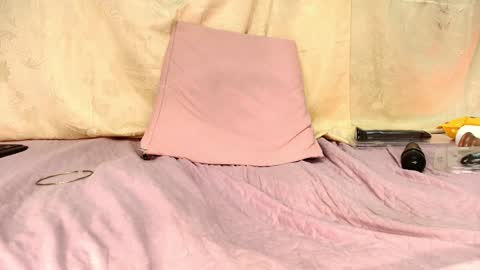kataleya online show from 12/19/24, 01:50
