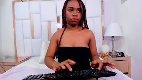 Hazel online show from 01/10/25, 05:26