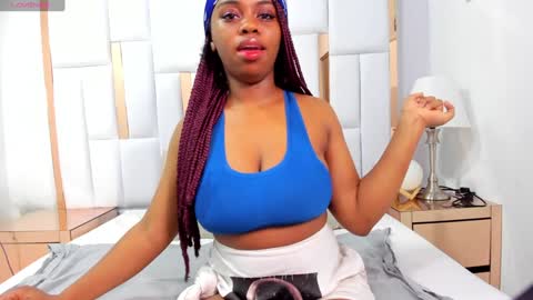 Hazel online show from 01/19/25, 11:00
