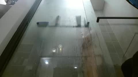 Snapshot of hazel_skye chatting on 10/18/25, 02:14 Hazel online show from 10/18/25, 02:14