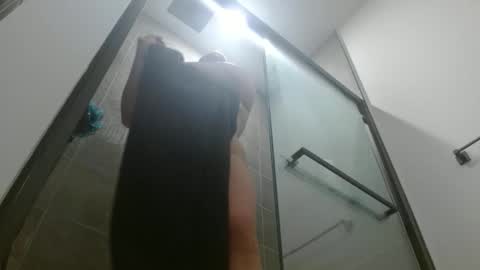 Snapshot of hazel_skye chatting on 11/15/25, 08:27 Hazel online show from 11/15/25, 08:27