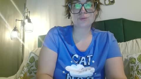 Hazel online show from 04/01/26, 11:13