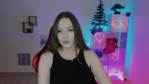 Hazel online show from 12/04/24, 04:38