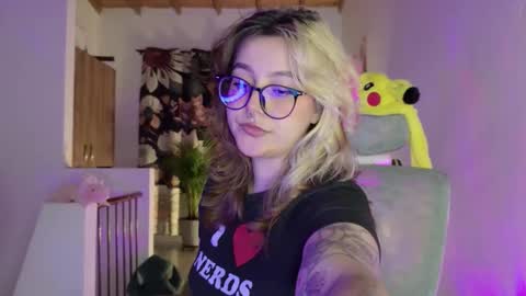 Hazel Brown online show from 05/08/26, 02:17