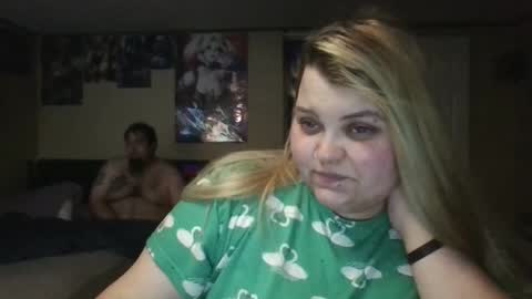 Snapshot of hazeleyez97 chatting on 09/14/25, 06:01 Hazeleyez97 online show from 09/14/25, 06:01