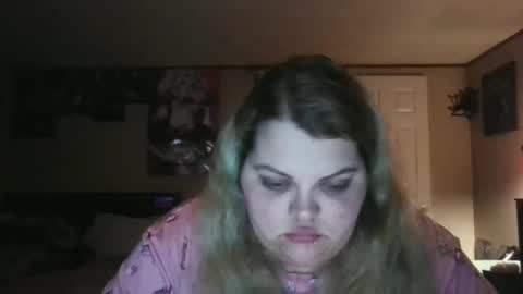 Snapshot of hazeleyez97 chatting on 09/21/25, 05:42 Hazeleyez97 online show from 09/21/25, 05:42