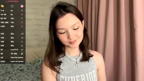 Kira online show from 07/04/26, 04:13