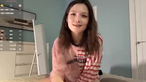 Kira online show from 07/28/26, 07:39