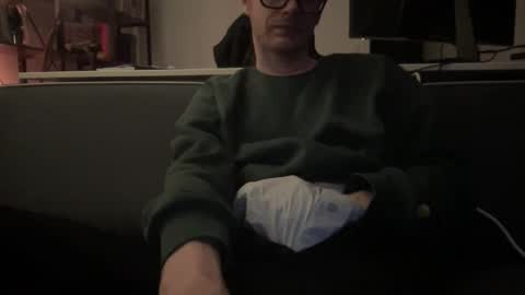 Snapshot of hchappel19 chatting on 10/07/25, 12:41 hchappel19 online show from 10/07/25, 12:41