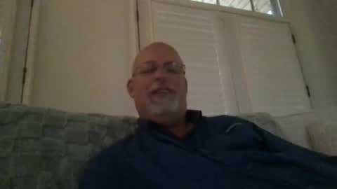 Snapshot of hdeuce22 chatting on 10/05/25, 08:40 Hdeuce22 online show from 10/05/25, 08:40