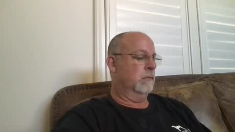 Snapshot of hdeuce22 chatting on 10/15/25, 04:40 Hdeuce22 online show from 10/15/25, 04:40