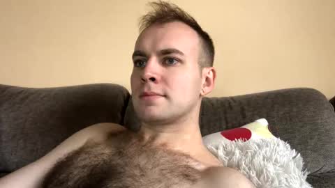 heart4u8642 online show from 10/27/25, 10:41