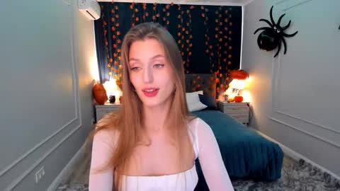 heartedlove_1 online show from 10/26/25, 11:38