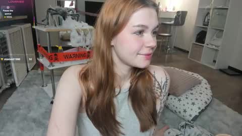 Snapshot of heathernextdoor chatting on 10/25/25, 03:14 Heather online show from 10/25/25, 03:14