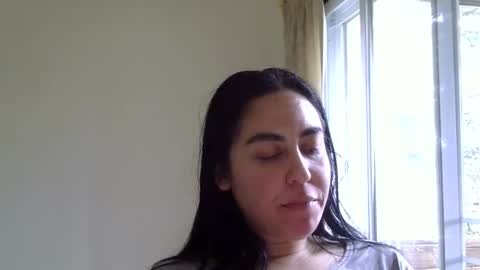 Snapshot of heatwavee chatting on 04/14/26, 02:01 heatwavee online show from 04/14/26, 02:01