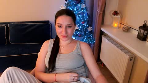 Heaven girl online show from 12/22/24, 11:20