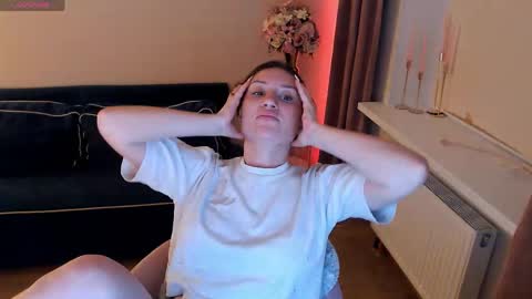 Snapshot of heaven_chloe chatting on 05/04/26, 08:27 Heaven girl online show from 05/04/26, 08:27
