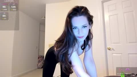 Helen online show from 12/18/24, 03:58