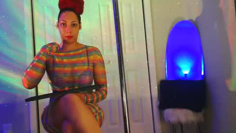 Heavenllyy online show from 01/10/25, 03:07