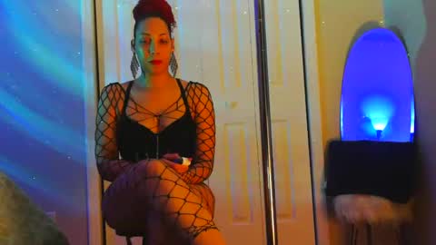 Heavenllyy online show from 01/11/25, 01:16