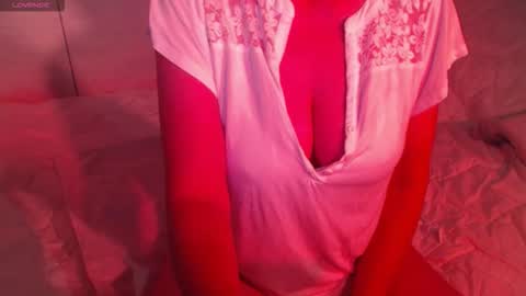 Snapshot of heavenlykiss chatting on 09/23/25, 02:31 Chani online show from 09/23/25, 02:31