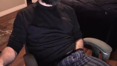 Snapshot of heavilyhung chatting on 12/11/24, 06:25 John online show from 12/11/24, 06:25